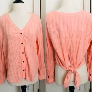 Treasure & Bond long sleeve blouse top